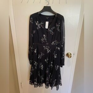 Ann Taylor Floral Pleated Flare dress NWT